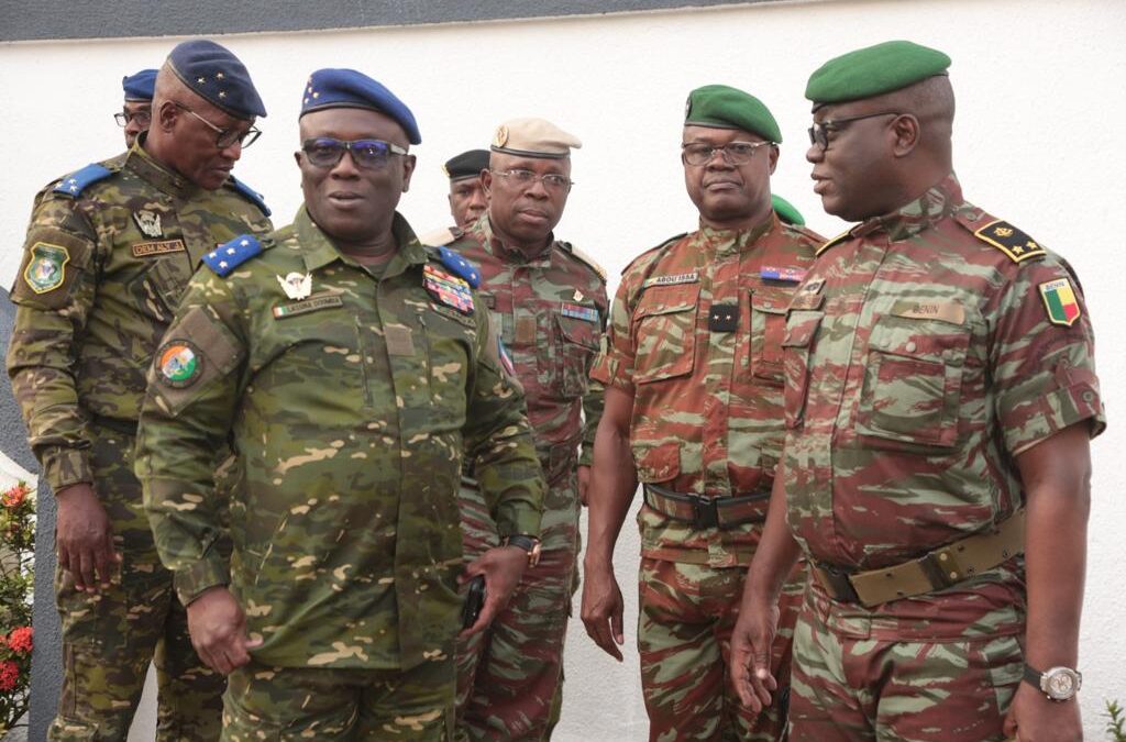 Coopération Sud – Sud : Les armées ivoiriennes et béninoises se concertent à Abidjan