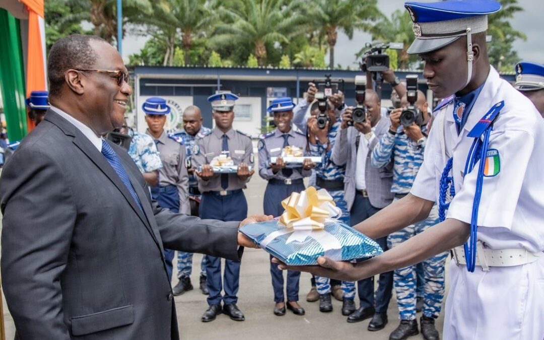 Baptêmes de Promotion et de Prestation de Serment des Elèves Gendarmes/ Téné Birahima exhorte les Gendarmes à rester fidèles aux valeurs Républicaines, à cultiver l&rsquo;excellence