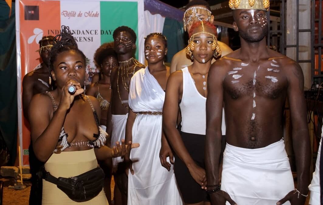 La mode s’invite dans les rues de Sikensi !