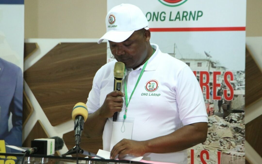 L’ONG la «Rue n’est pas une poubelle» dans des gares Wôrô Wôrô et resto d’Abidjan