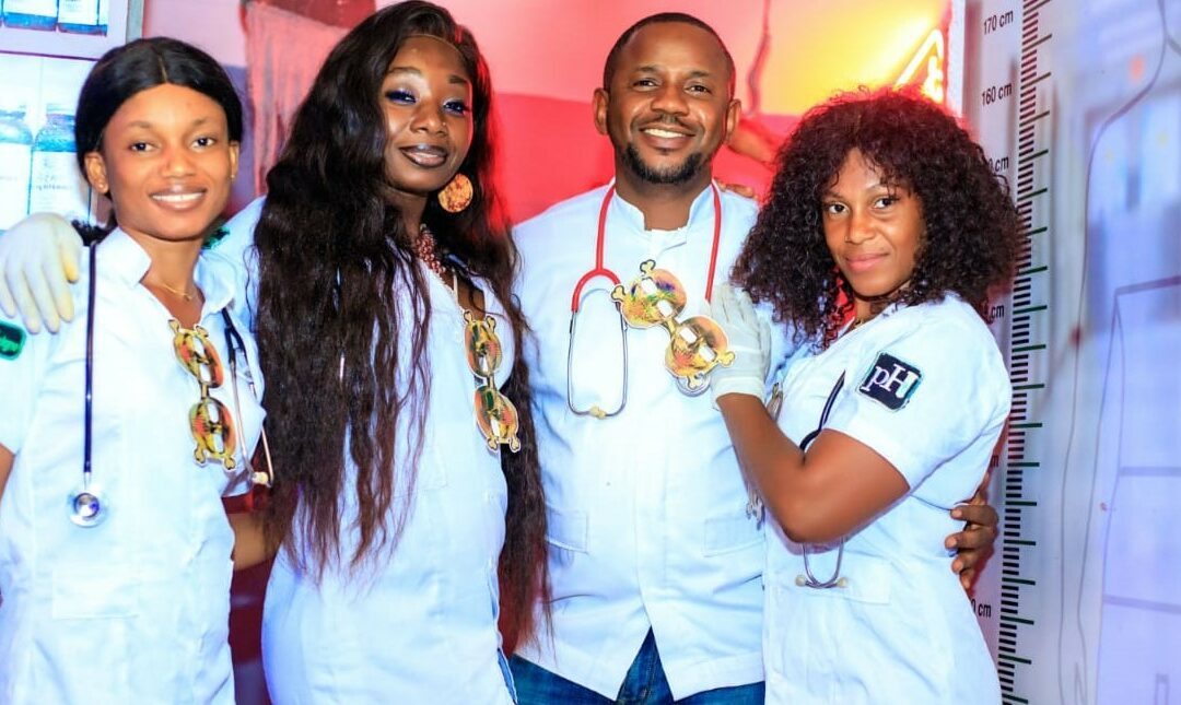 NIGHT/The Pharmacy:  Ici on s&rsquo;enjaille