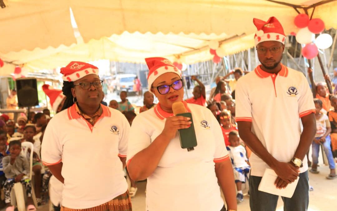 NOEL 2023:  L&rsquo;ONG « Les Fils révélés » gâte plus de 100 enfants