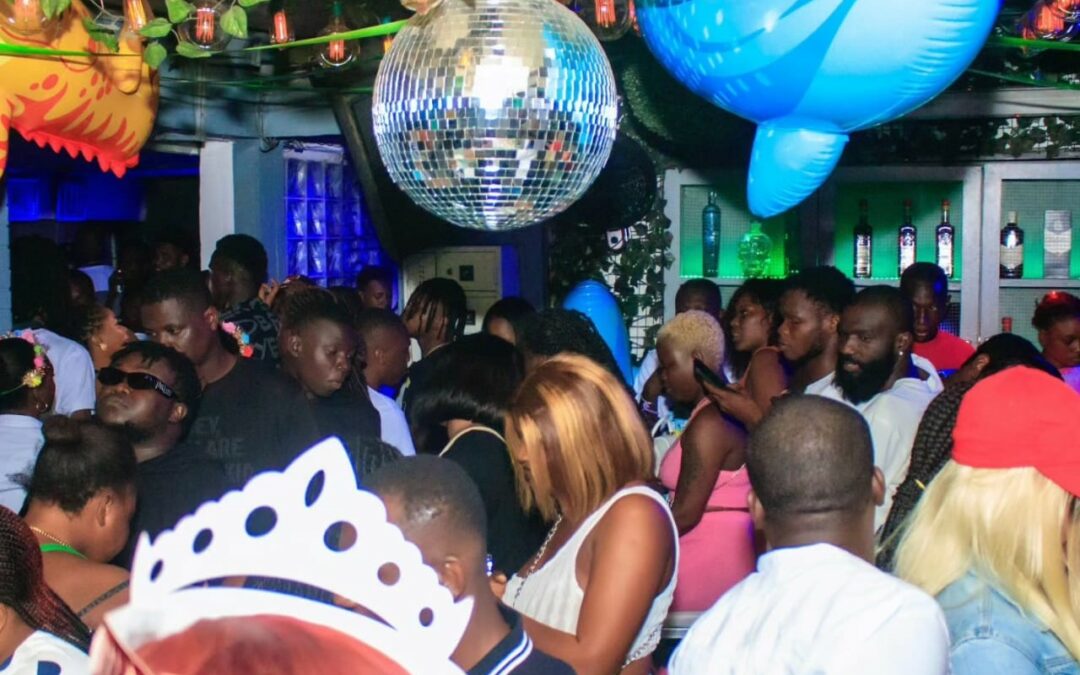 Night: Show-Time in The Pharmacy