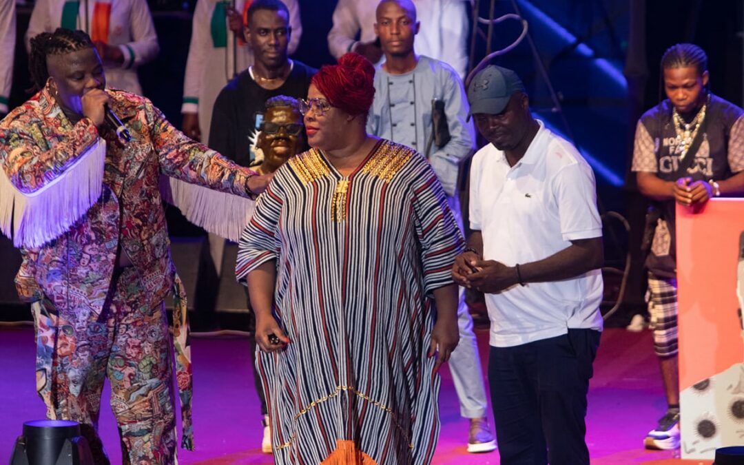 Concert: Les Larmes de Apoutchou