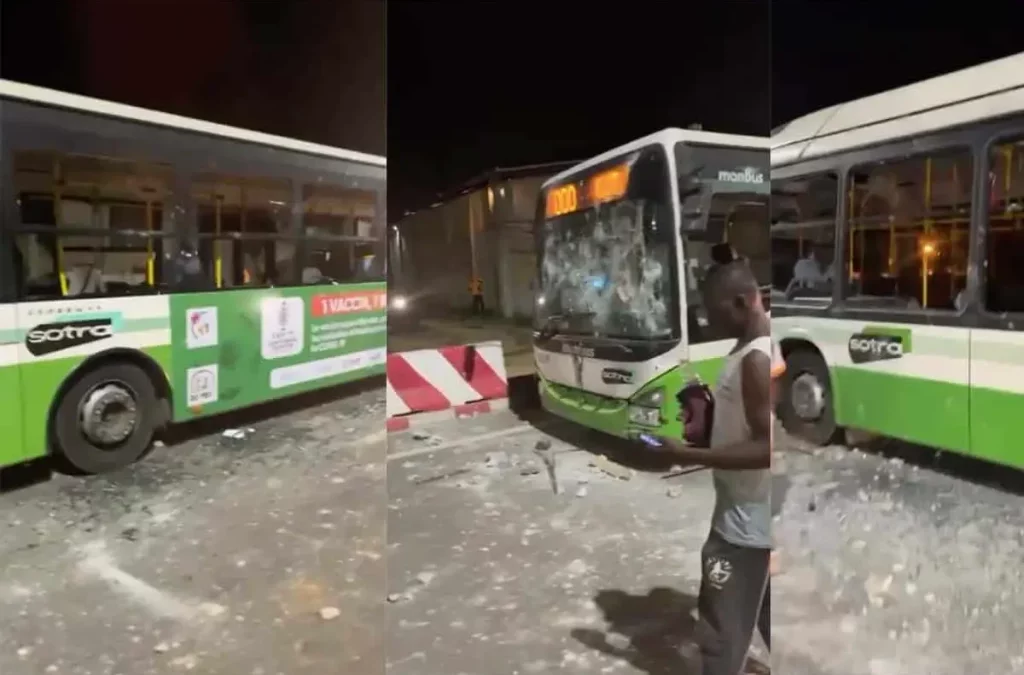 CAN 2023: Après la déroute des Eléphants,plusieurs bus caillassés par des Supporters ivoiriens mécontents
