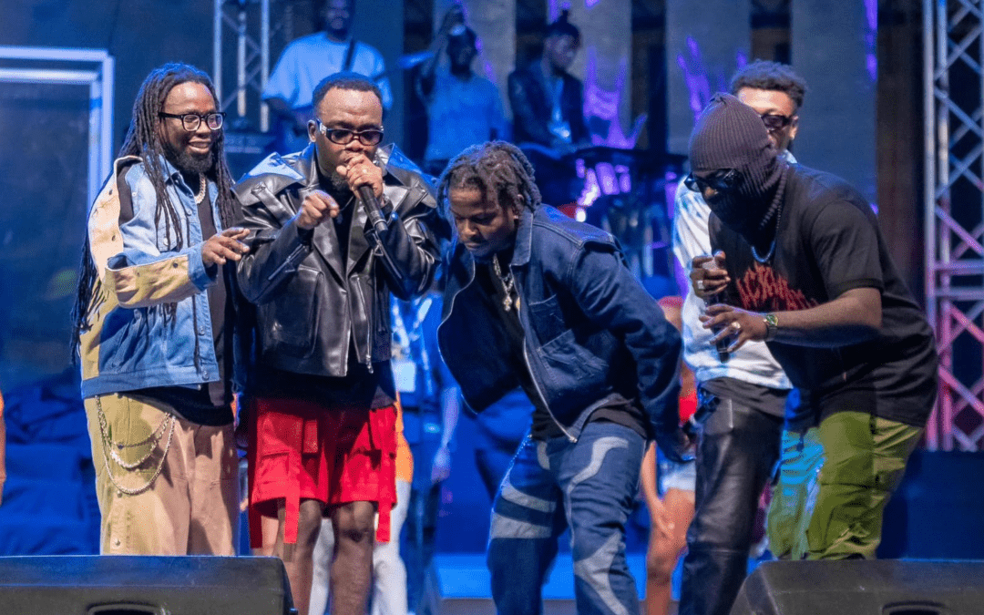 Concert Elown: Les 5 Loups au grand complet, ont mis le feu au Palais