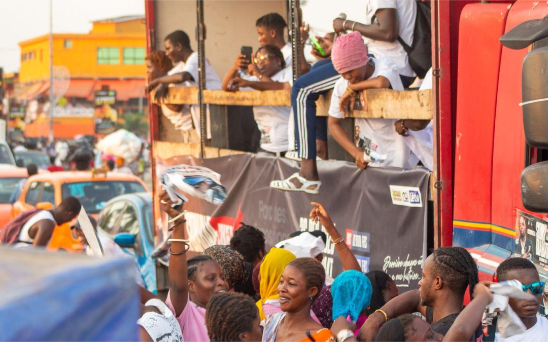 Concert Sidiki Diabaté: Les camions parades créent la ferveur et l&rsquo;effervescence dans la ville
